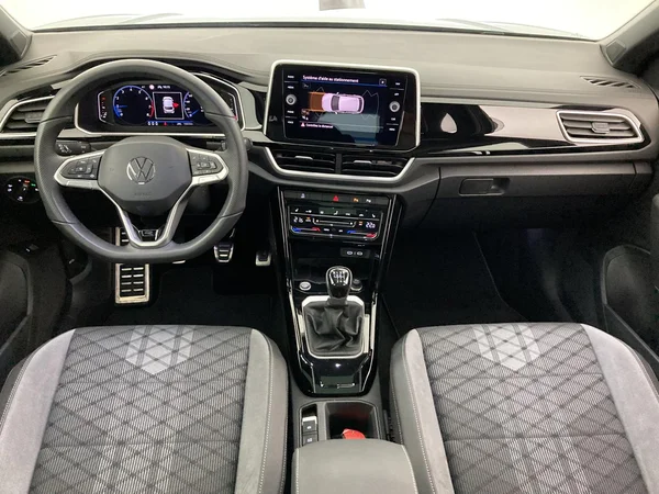 VOLKSWAGEN T-Roc (2025) — foto 10 van 36