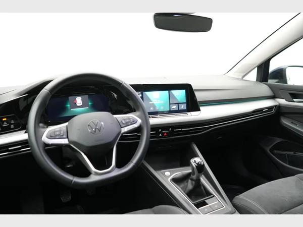 VOLKSWAGEN Golf VIII (2023) — foto 11 van 27