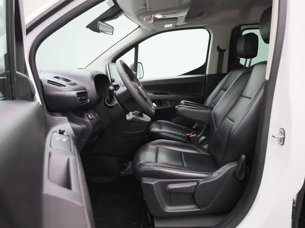 Opel Combo (2023) — foto 3 van 38