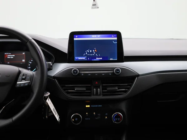Ford Focus (2022) — foto 37 van 37