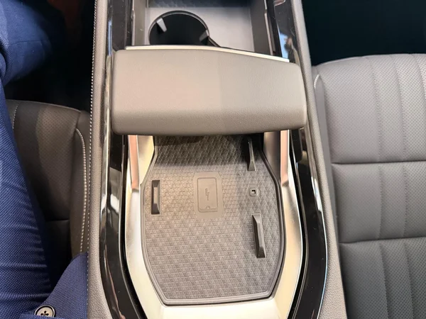 Renault Espace (2026) — foto 9 van 21