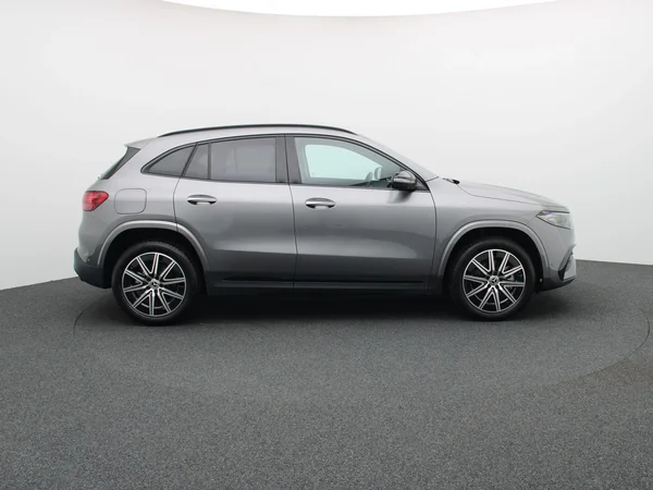 Mercedes-Benz EQA (2025) — foto 24 van 27