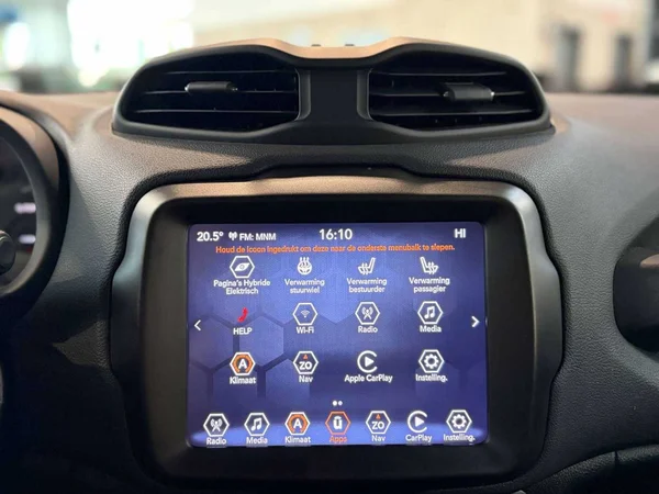 Jeep Renegade (2023) — foto 7 van 23