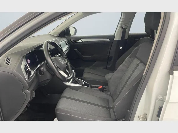 Volkswagen T-Roc (2023) — foto 15 van 15
