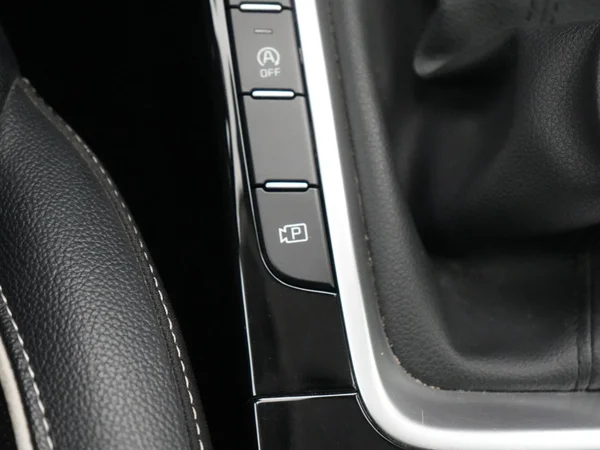 Kia XCeed (2024) — foto 16 van 28