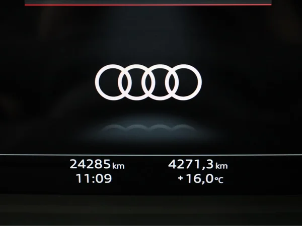 AUDI Q3 Sportback (2025) — foto 9 van 22