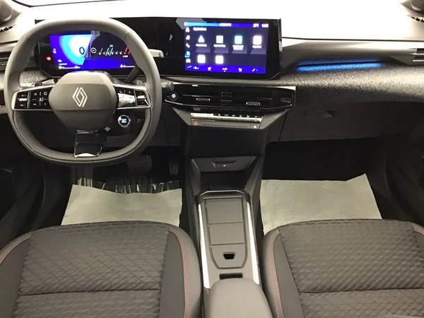 Renault Clio VI (2026) — foto 3 van 28