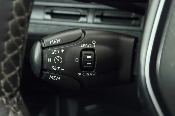 Peugeot 3008 (2020) — foto 2 van 32