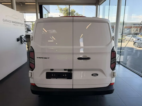 Ford Transit Custom (2025) — foto 17 van 20