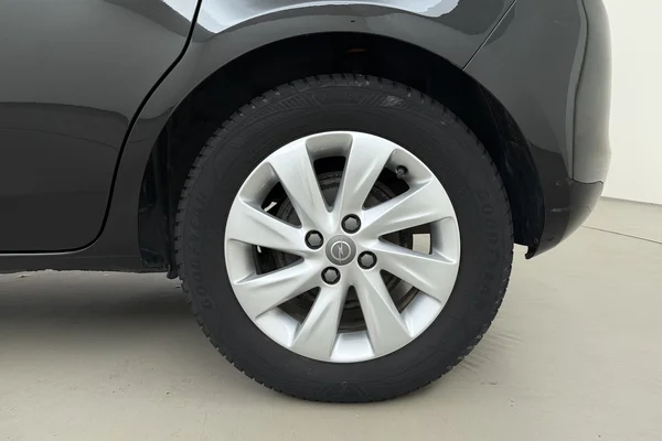 Opel Corsa (2018) — foto 25 van 28