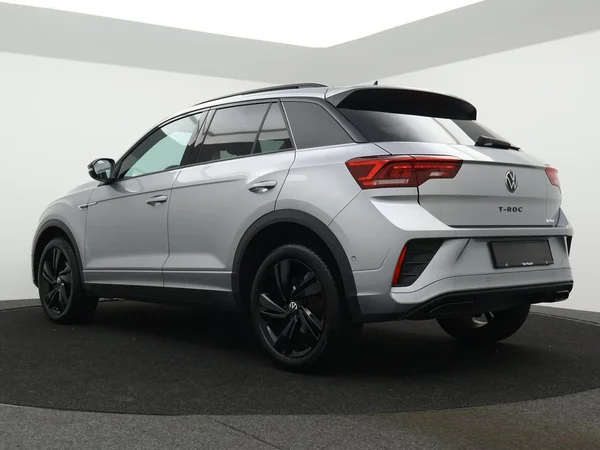 VOLKSWAGEN T-Roc (2025) — foto 12 van 28