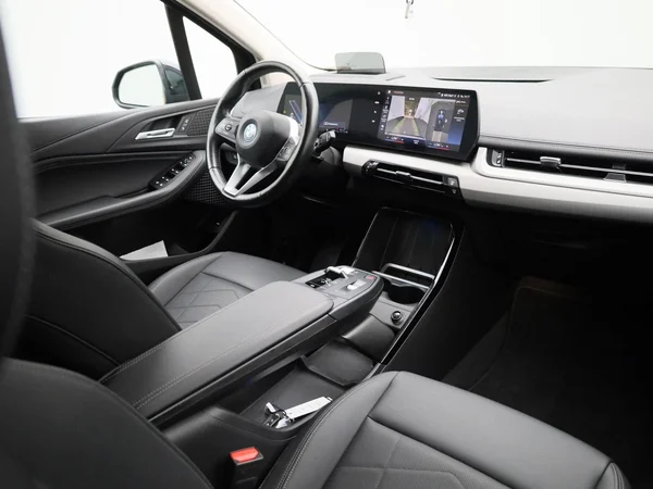 BMW 2 Reeks (2023) — foto 38 van 49