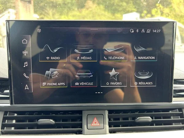 AUDI A4 Avant Dsl (2023) — foto 24 van 38