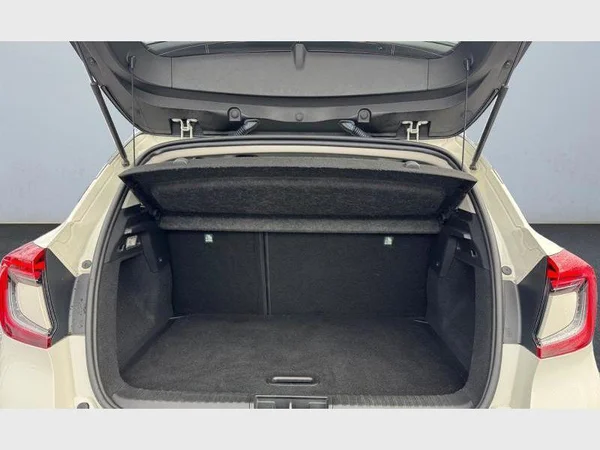 RENAULT Captur (2020) — foto 24 van 24