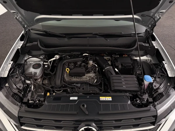 VOLKSWAGEN T-Cross (2023) — foto 6 van 26