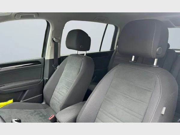Volkswagen TOURAN (2024) — foto 29 van 29