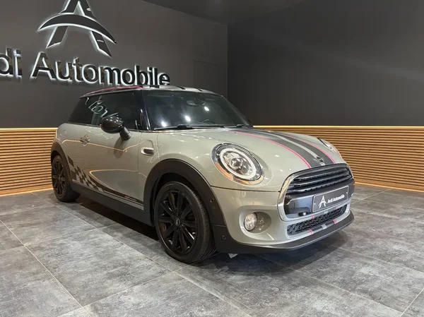 Mini Cooper (2019) — foto 16 van 22
