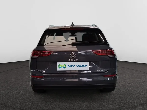 VOLKSWAGEN Golf VIII SW (2024) — foto 14 van 15