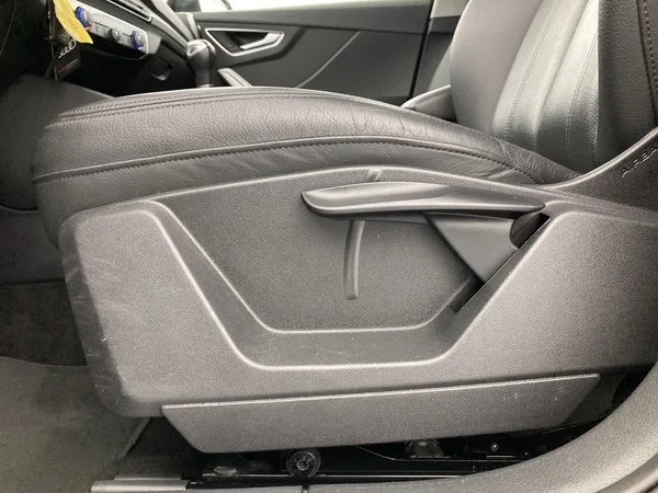 AUDI Q2 (2023) — foto 30 van 36