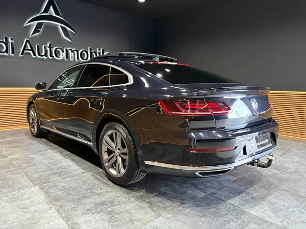 Volkswagen Arteon (2020) — foto 24 van 26
