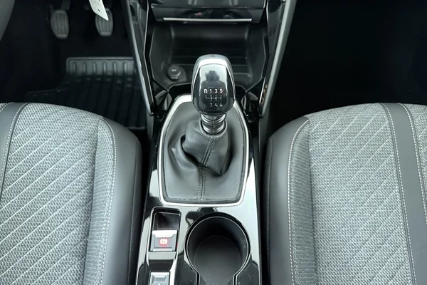Peugeot 208 (2025) — foto 4 van 16