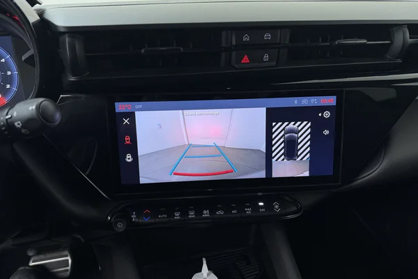 Alfa Romeo Junior (2025) — foto 5 van 19