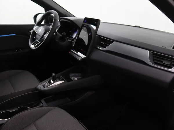 RENAULT Captur (2025) — foto 3 van 28