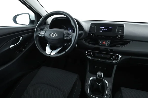 Hyundai i30 (2023) — foto 4 van 16