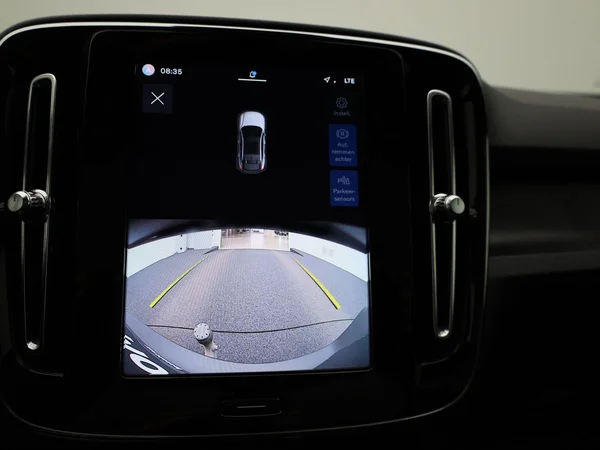 Volvo C40 (2023) — foto 21 van 47