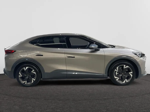 CUPRA Tavascan (2026) — foto 21 van 24