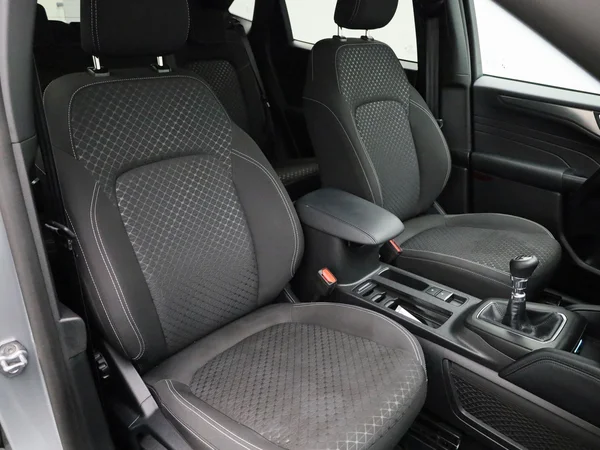 Ford Kuga (2025) — foto 28 van 38