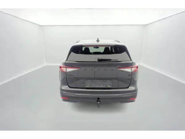 SKODA Enyaq (2022) — foto 32 van 35