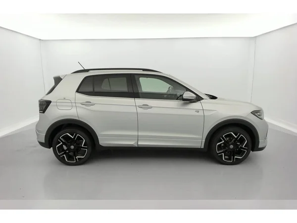 VOLKSWAGEN T-Cross (2025) — foto 24 van 36