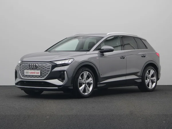 AUDI Q4 e-tron (2024) — foto 1 van 23