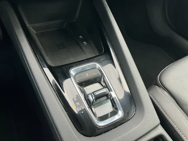 SKODA Octavia Combi PHEV (2021) — foto 14 van 26