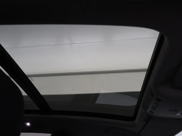VOLKSWAGEN Touran Dsl (2021) — foto 18 van 30