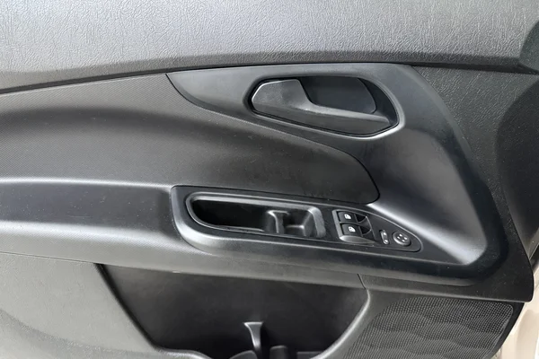 Fiat Tipo Hatchback (2021) — foto 6 van 16