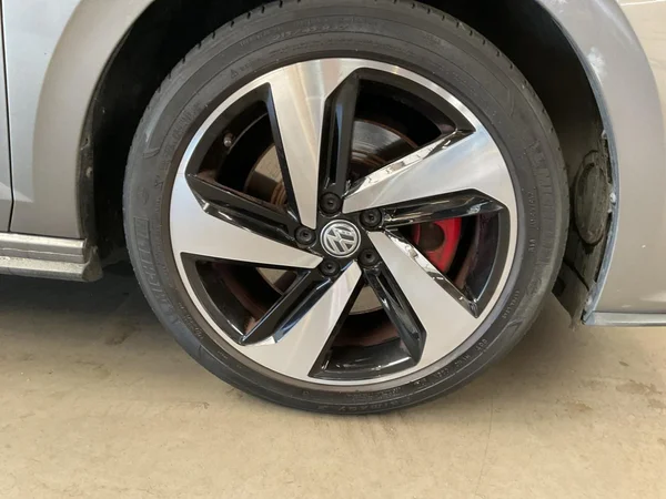 VOLKSWAGEN Polo GTI (2020) — foto 17 van 24
