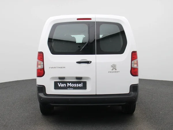 Peugeot Partner (2021) — foto 34 van 37