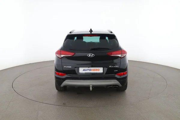 Hyundai Tucson (2018) — foto 11 van 16