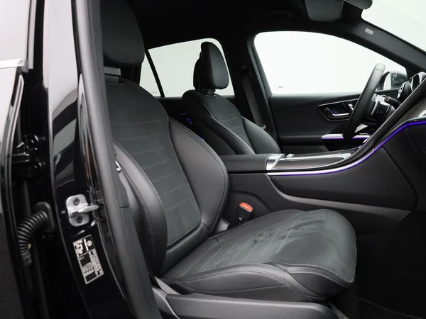Mercedes-Benz GLC (2025) — foto 35 van 50