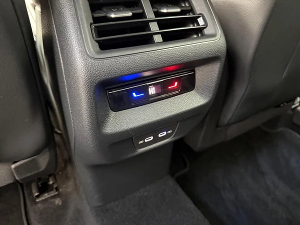 VOLKSWAGEN Tayron (2025) — foto 18 van 20