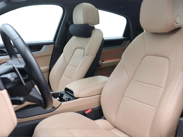 PORSCHE Cayenne Coupé E-Hybrid (PHEV) (2024) — foto 4 van 19