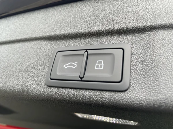 AUDI A5 Avant e-hybrid (PHEV) (2026) — foto 15 van 24