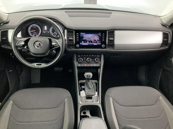SKODA Kodiaq (2022) — foto 6 van 36