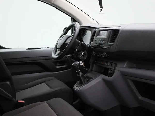 Opel Zafira Life (2020) — foto 22 van 34