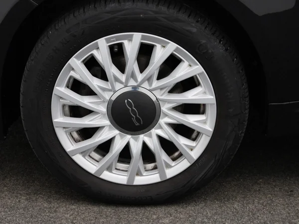 Fiat 500 (2022) — foto 4 van 37