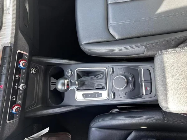 AUDI Q2 (2020) — foto 10 van 33