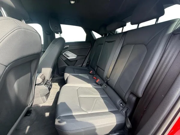 AUDI Q3 Sportback (2022) — foto 6 van 27