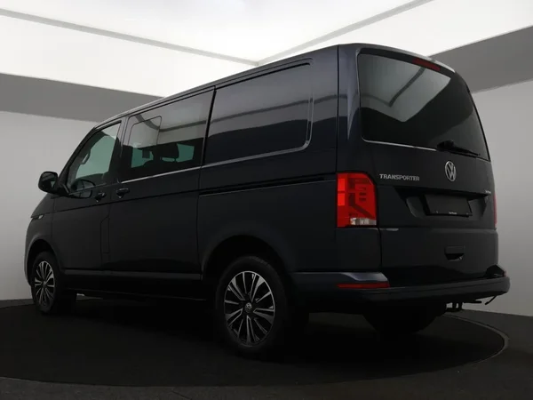 Volkswagen Transporter (2024) — foto 29 van 30